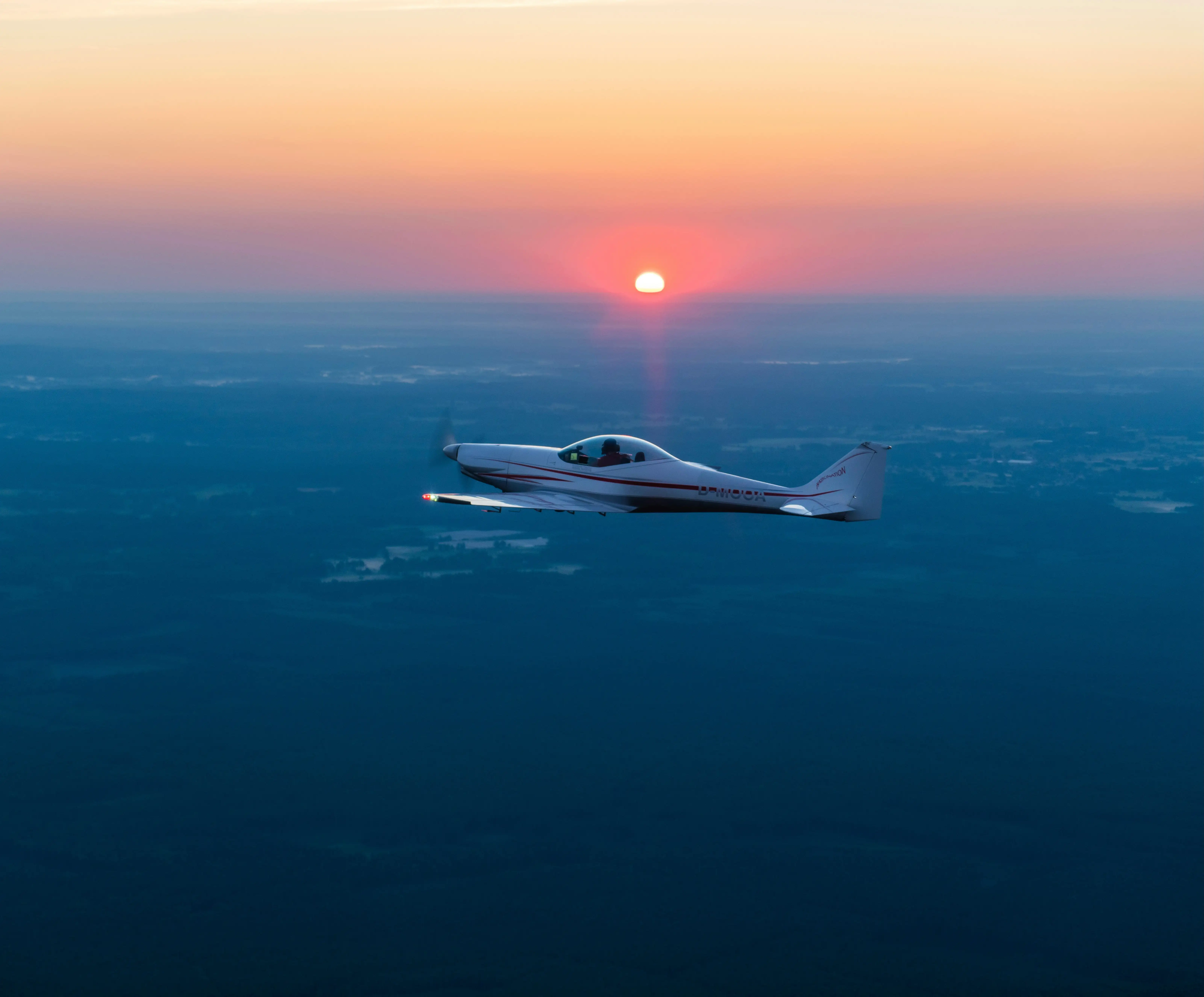Echo Aviation student pilot training during cross-country flight